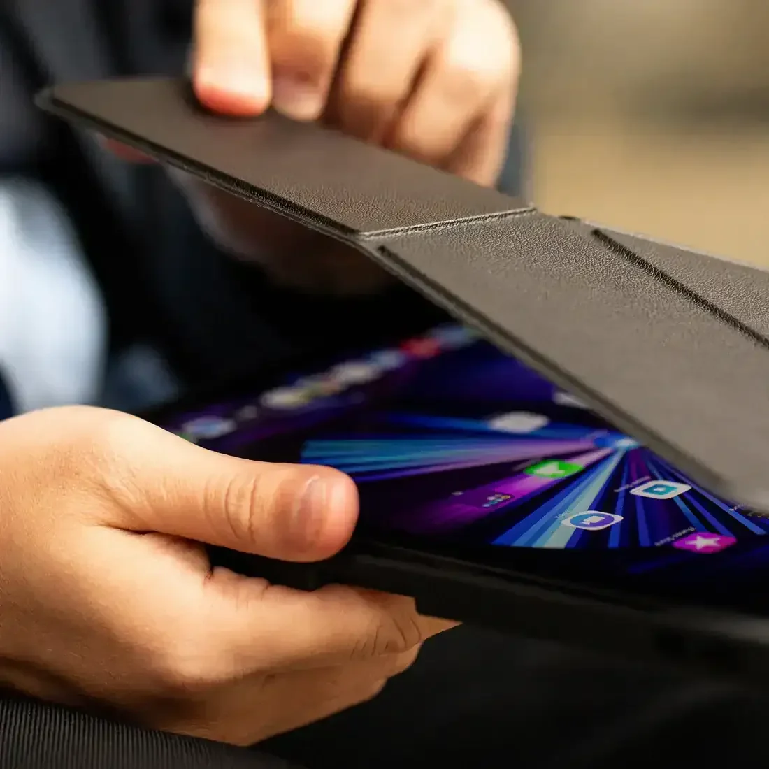 Native Union - Active Case for iPad Pro 11" / 13" / Air 11" / Air 13" - Etui na iPad Pro 11" / 13" / Air 11" / Air 13" - Image 12