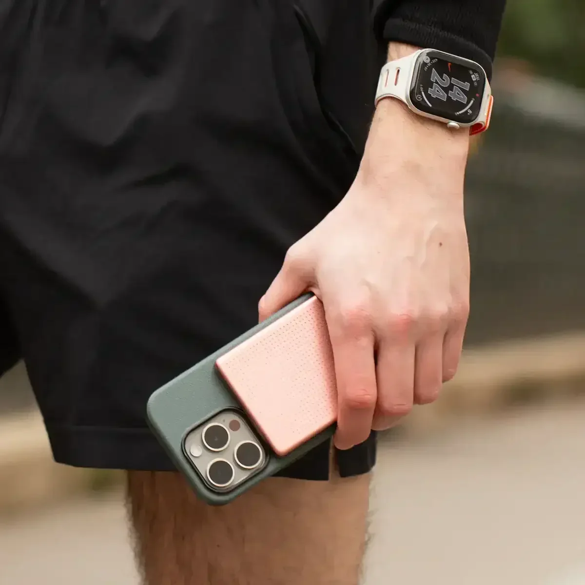 Native Union - Active Power Bank With MagSafe Wireless Charging - Powerbank z ładowaniem MagSafe - Image 14
