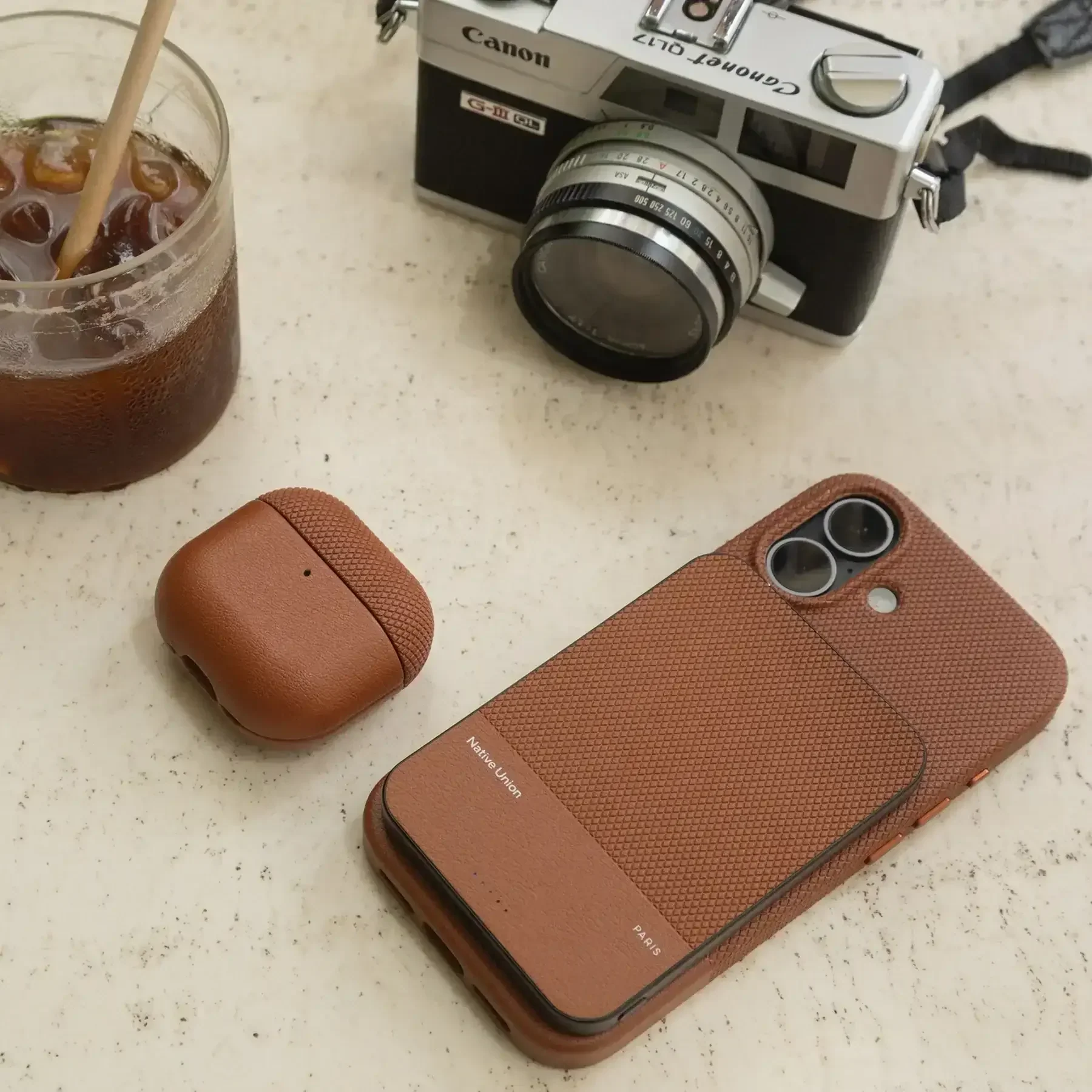 Native Union - (Re)Classic Case for iPhone 17 / Pro / Pro Max / Air - Etui na iPhone z MagSafe - Image 6