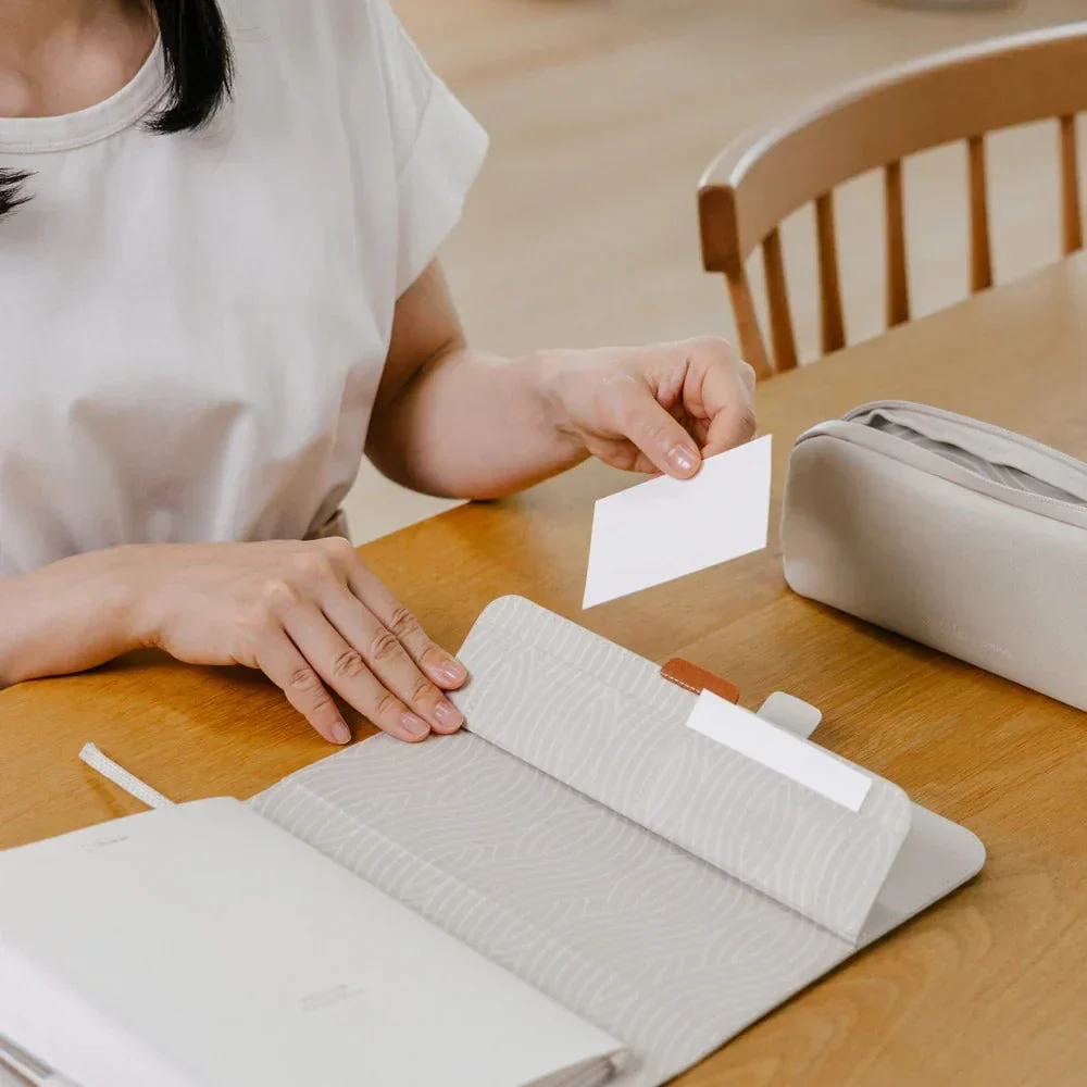 Orbitkey X KonMari - Compendium A5 (Leather-Free) - Okładka Na Notes A5 (Wegańska Skóra) - Image 6